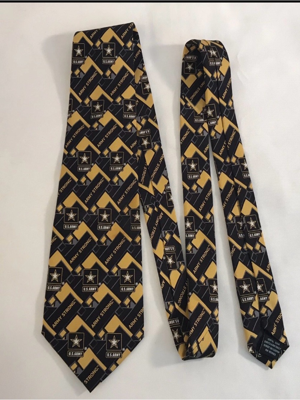 US Army Strong Geometric Silk Neck Tie (T3)